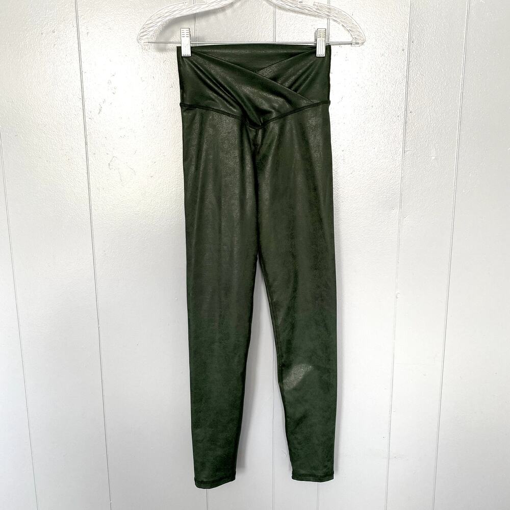 Aerie Offline Green The Hugger Crossover High Waisted Crackle Leggings S